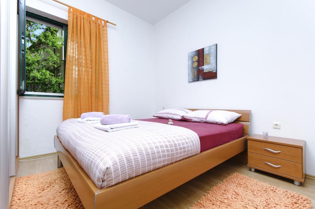Urban Apartment Makarska Rum bild
